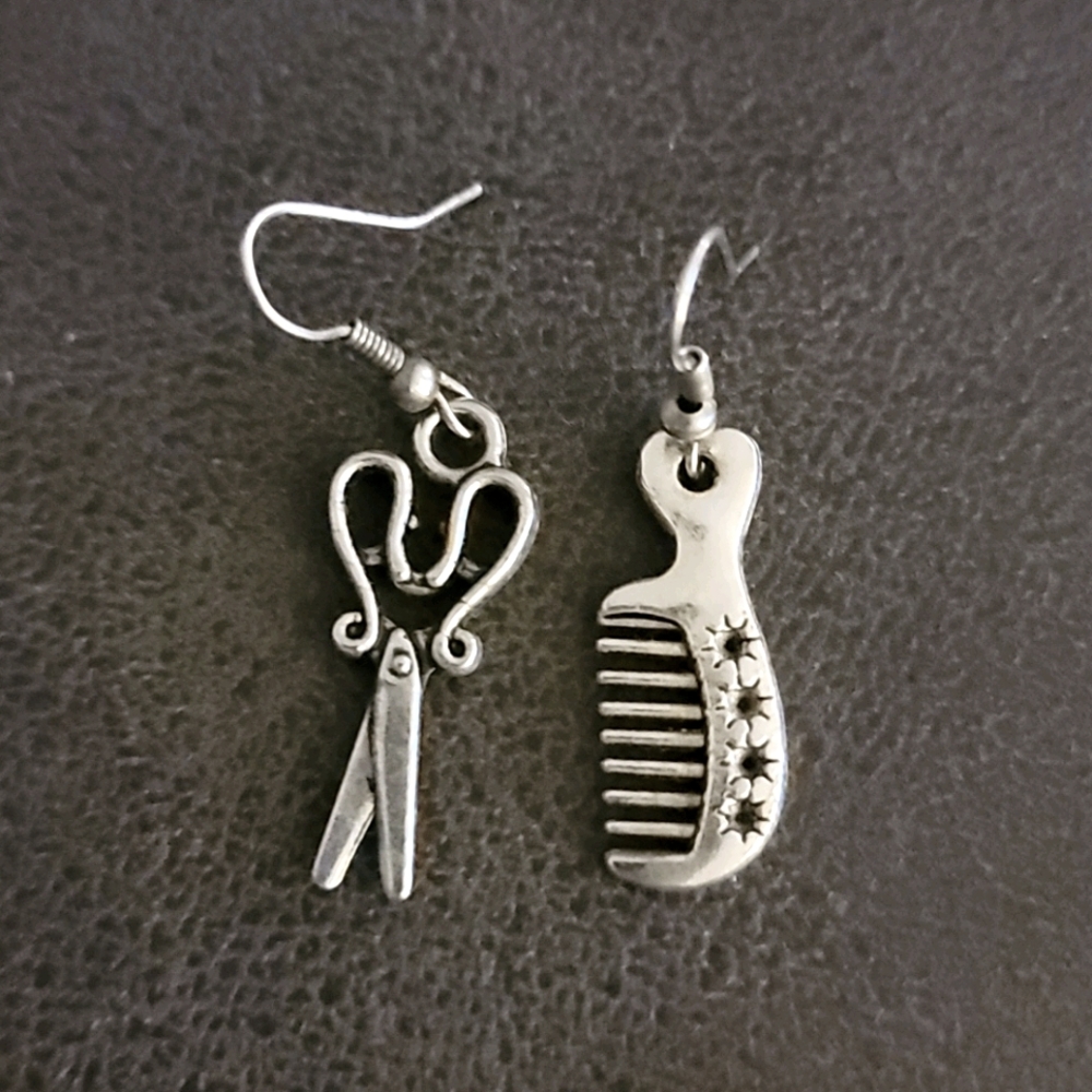 Shears & Comb earrings #hairstylist